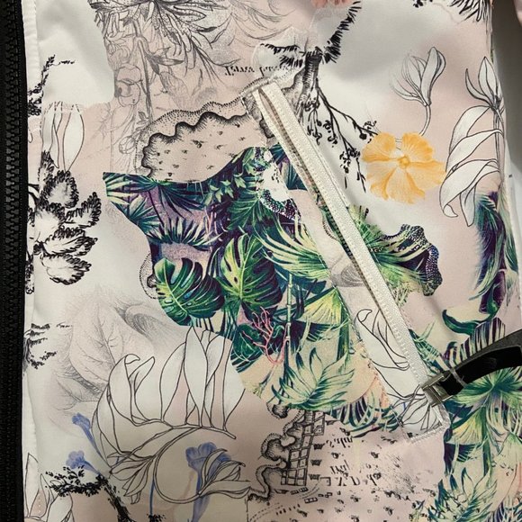 Obermeyer Girls Ski Jacket - Black, Pink size 10 - 12 - Picture 2 of 12